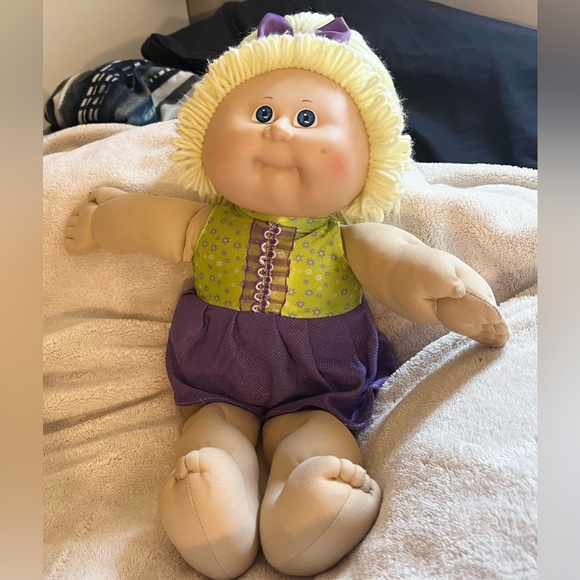 Cabbage patch doll blonde/blue vintage - Picture 1 of 16